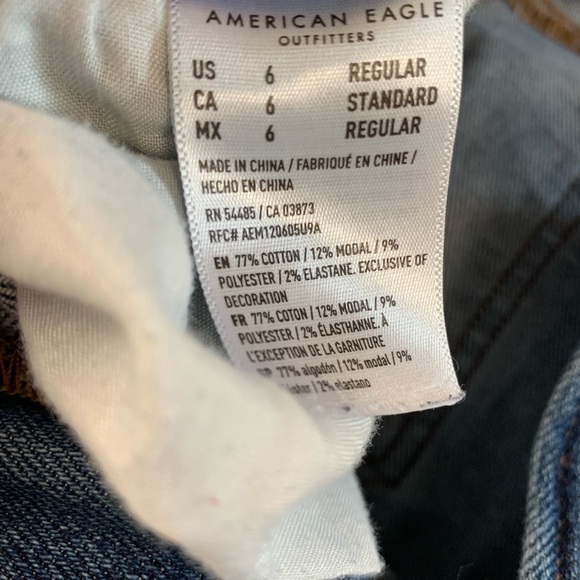 AMERICAN EAGLE stretch distresses mom jeans size 6 11in rise 25-26 inseam - Picture 4 of 10